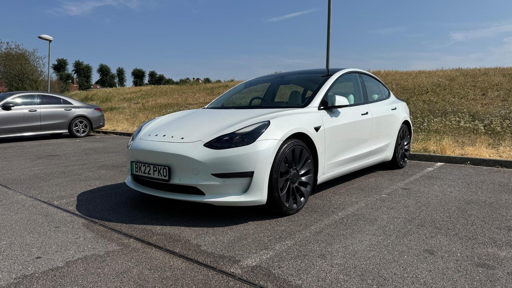 2022 Tesla model 3 dual