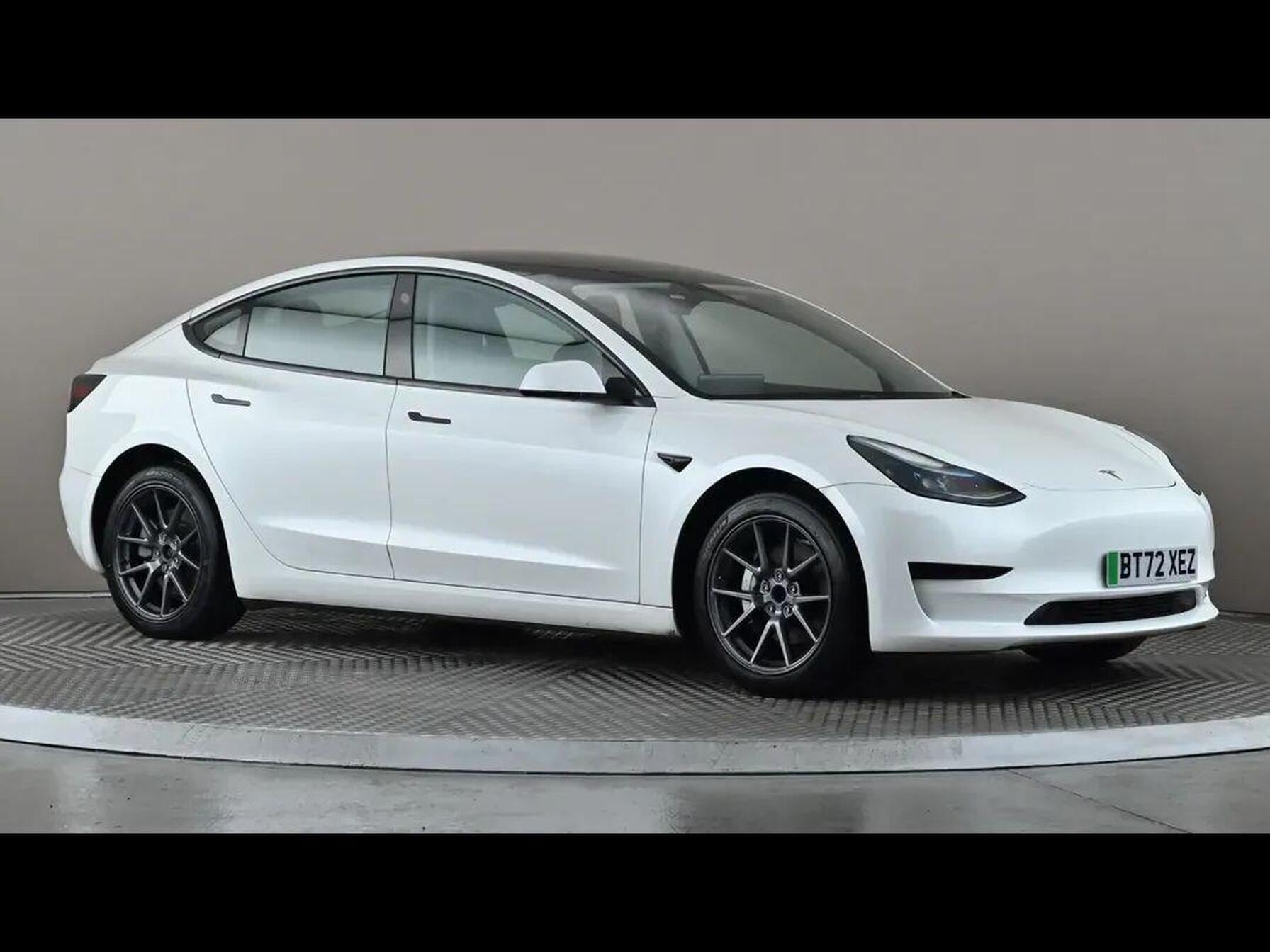2022 Tesla model 3 auto