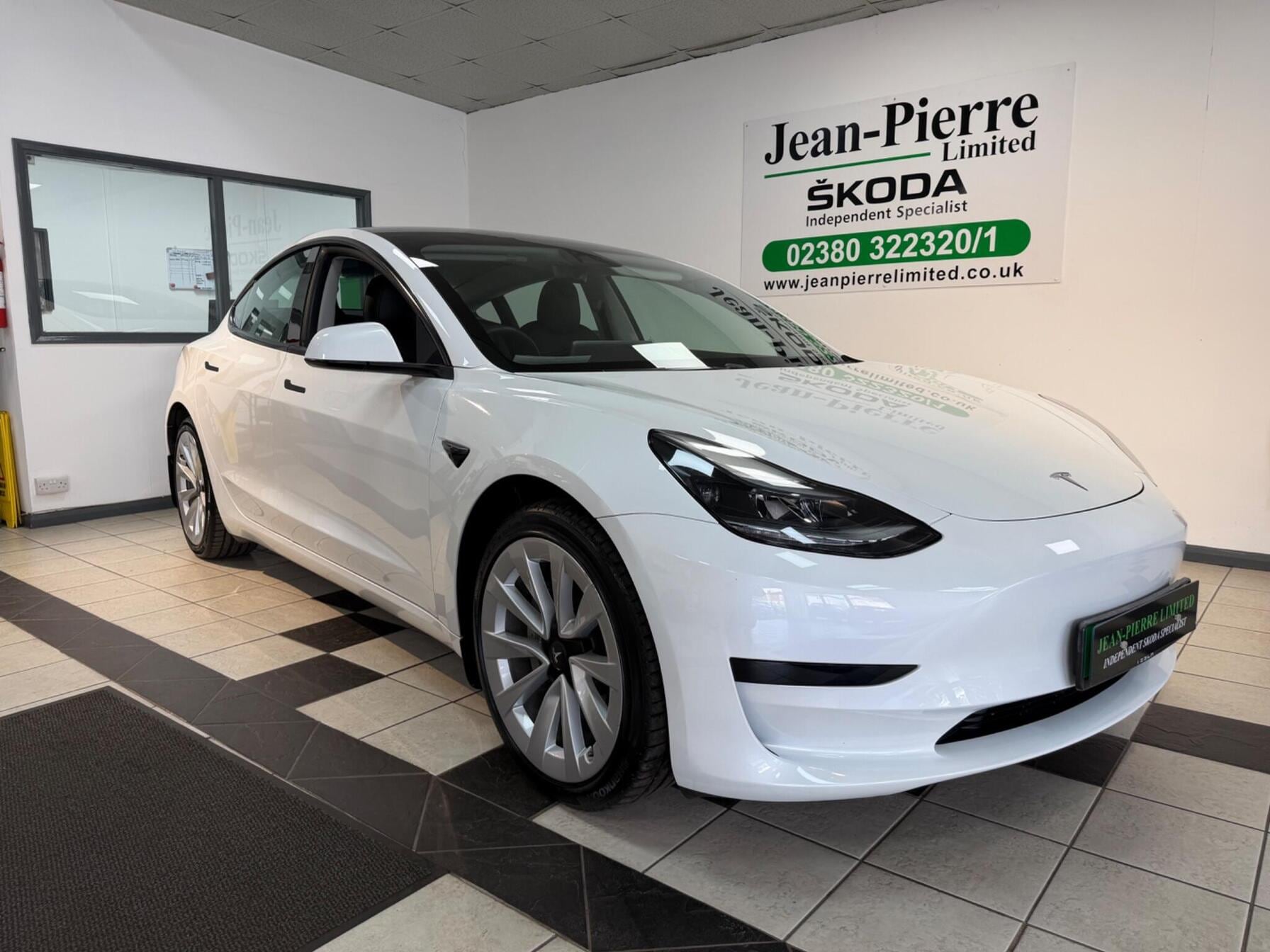 2023 Tesla model 3 auto