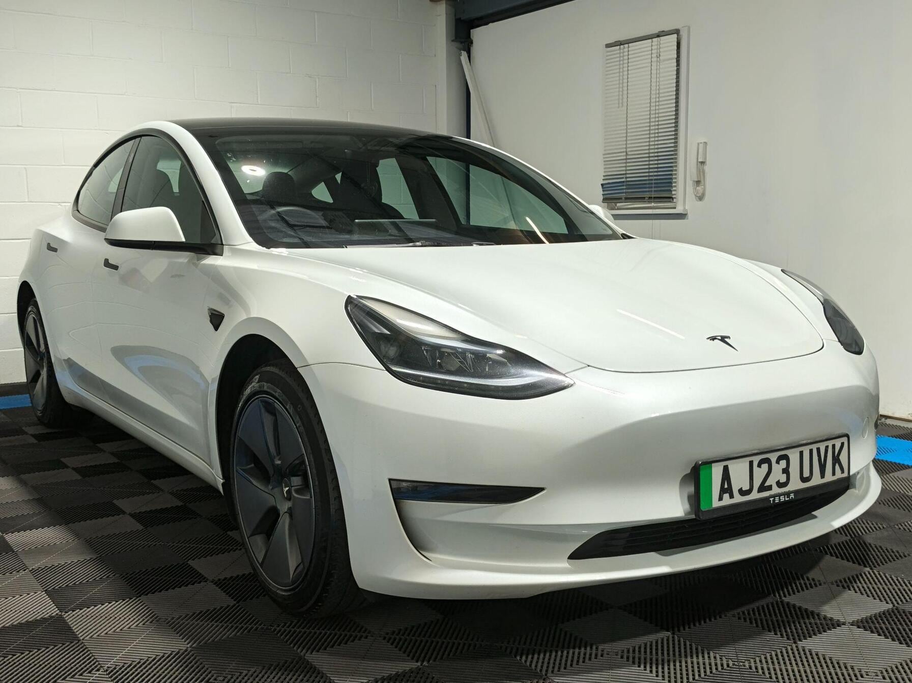 2023 Tesla model 3 long